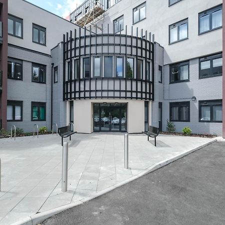 Brand New 2 Bedroom Apartment Centre Of Solihull Exteriör bild